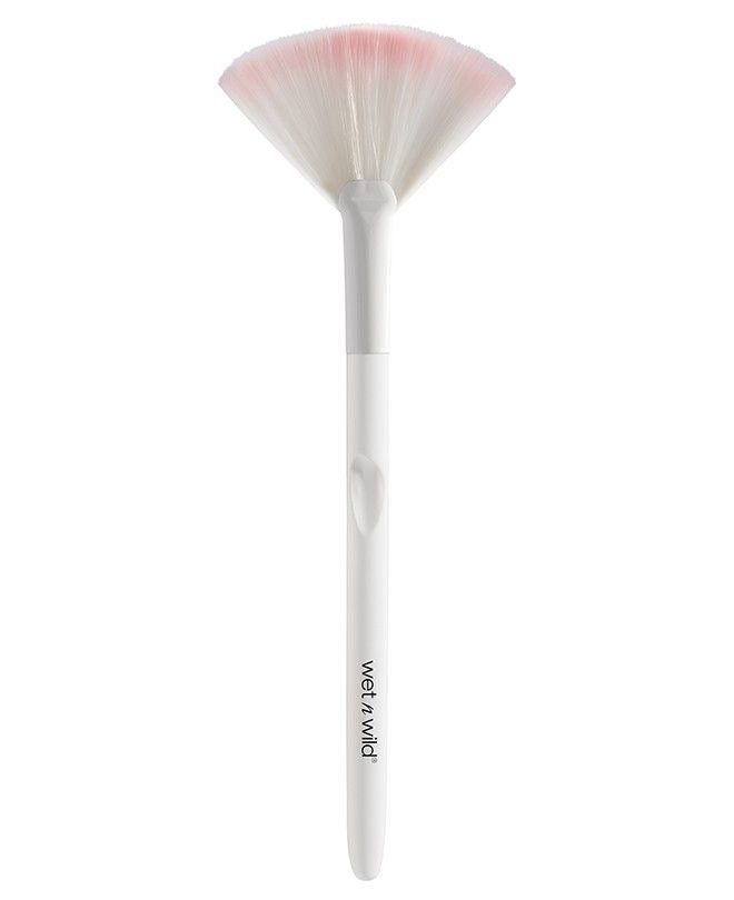 WET N WILD Fan Brush